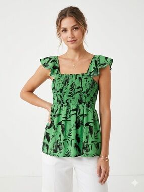 French Twist Smocked Green Floral Top Size Large Ruffle Cap Sleeve